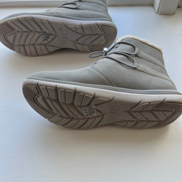 Ryka Faux Fur Winter Boots Evie Exotic Gray 8.5W - Picture 2 of 13